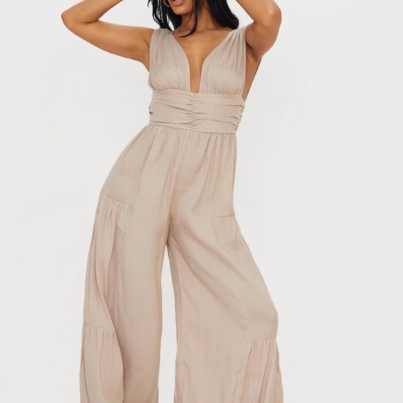 PrettyLittleThing Pants - PrettyLittleThing STONE LINEN LOOK PLUNGE TIERED WIDE LEG JUMPSUIT US Size 6